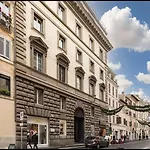 Exclusive Apartment In The Heart Of Rome